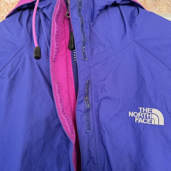 The North Face Hooded Jacket Zip Up - Picture 4 of 6